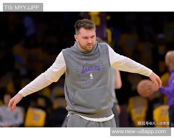 东契奇三分球出手高效低伤害是否真是侠迷心中的偶像 东契奇三分球出手高效低伤害是否真是侠迷心中的偶像