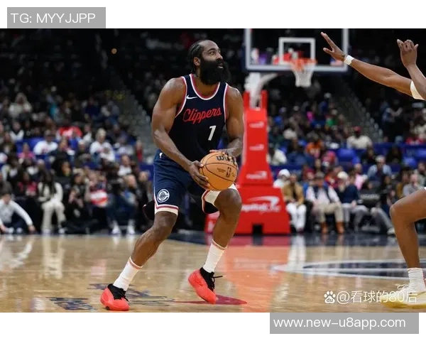 周五竞彩篮球焦点战:开拓者与火箭展开后场双枪对决与长人阵的较量 周五竞彩篮球焦点战:开拓者与火箭展开后场双枪对决与长人阵的较量