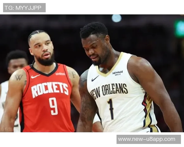 乌度卡称赞狄龙近期状态出色期待他在比赛中展现强烈侵略性 乌度卡称赞狄龙近期状态出色期待他在比赛中展现强烈侵略性