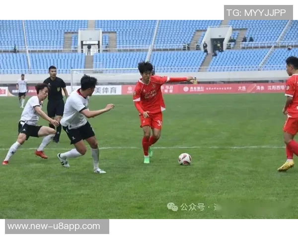 半场战报辽宁铁人与苏州东吴攻势平淡仅有1脚射正双方互交白卷