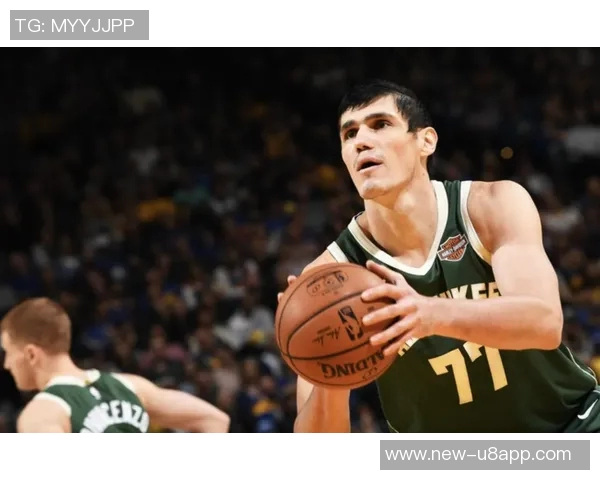 塔克遭遇伤病困扰初步诊断为硬伤赛后将进行详细检查以确定恢复情况